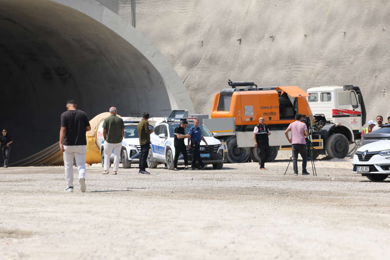 Tünel inşaatında kaza! 1 işçi öldü, 5 de yaralı var 6